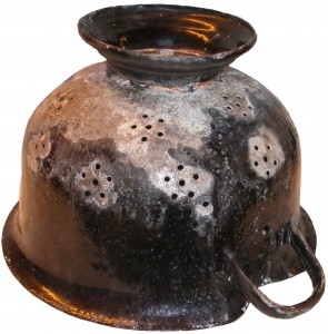 Stahlhelm-Sieb